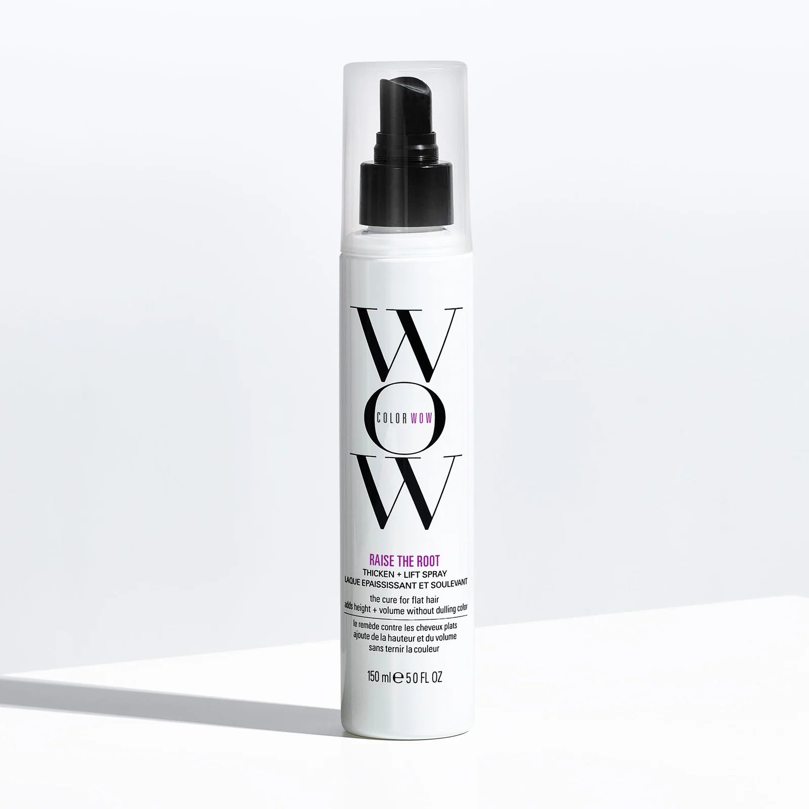 Color Wow Raise the Root Thicken and Lift Spray, een volumegevende spray voor haaraanzet, geschikt voor nat en droog haar.